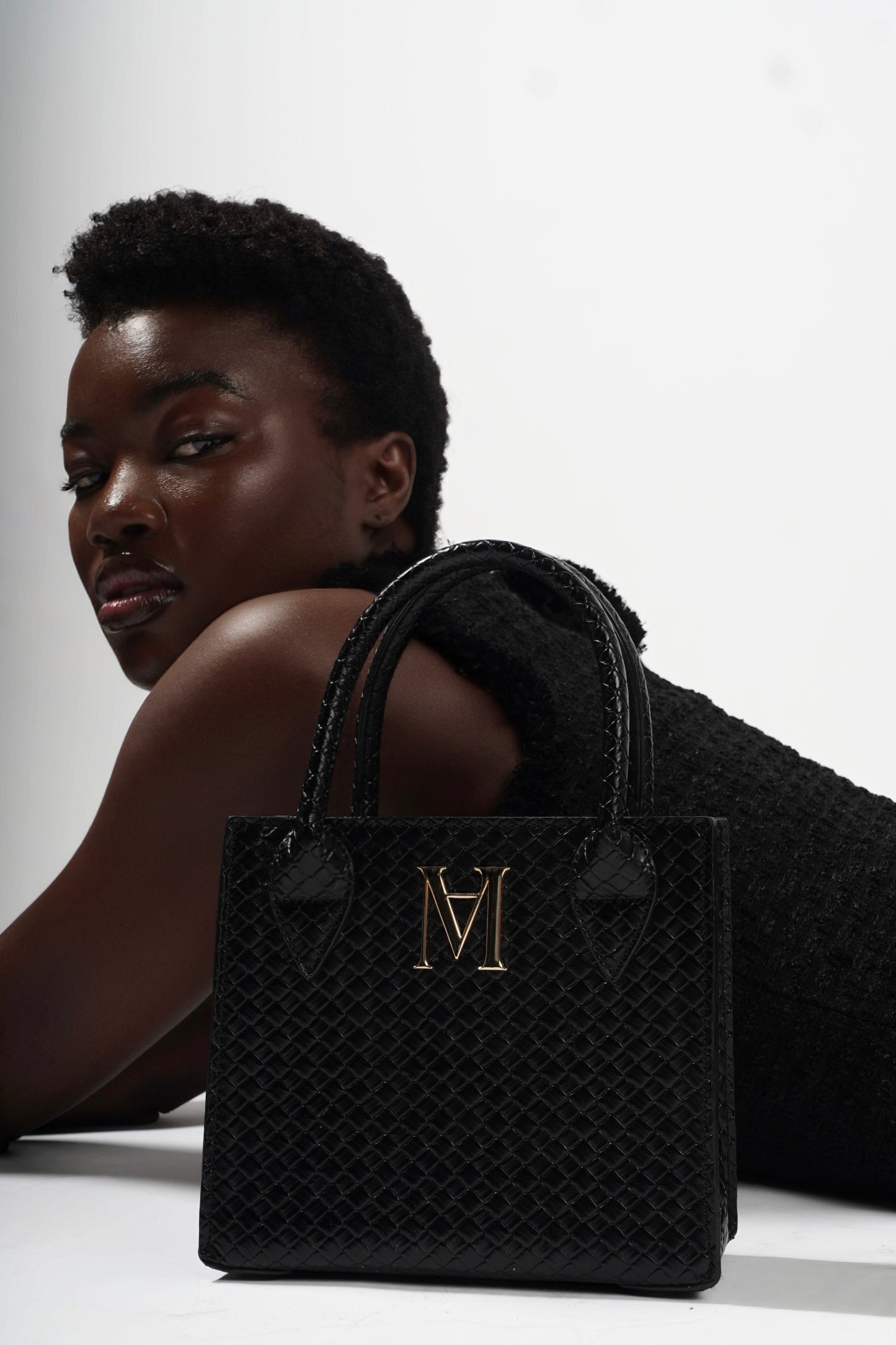 Le Sac Début – The Statement Bag